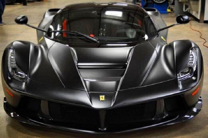 Gói sợi carbon cho siêu xe Ferrari LaFerrari: 335.000 USD