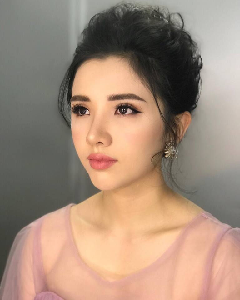 Huỳnh Hương make up