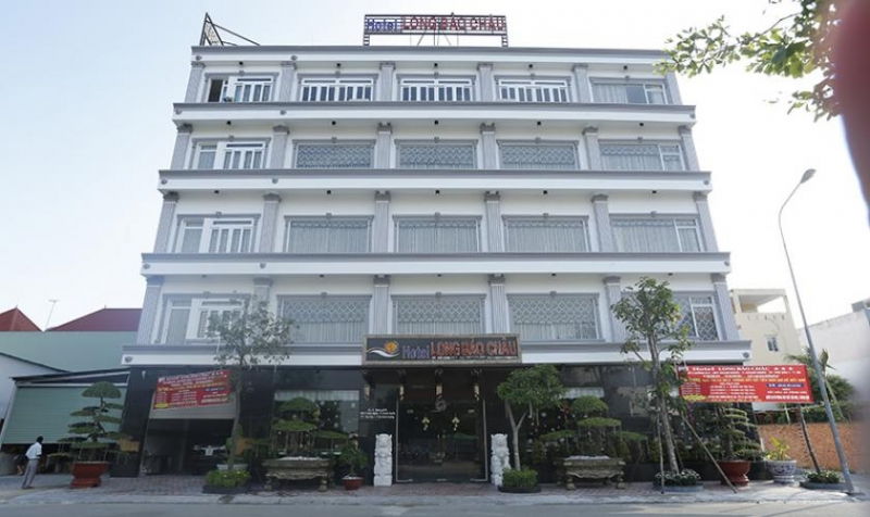 Khách sạn Long Bảo Châu