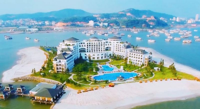 Khách sạn Vinpearl Ha Long Bay Resort