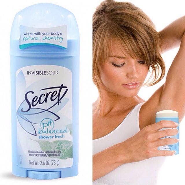 Lăn khử mùi dạng sáp dành cho Nữ Secret Invisible Solid Powder Fresh