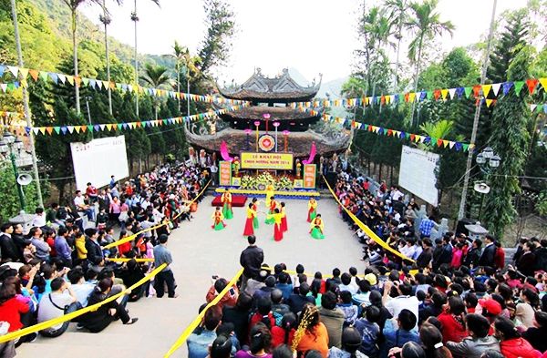 Lễ hội chùa Hương -  Mỹ Đức -  Hà Nội