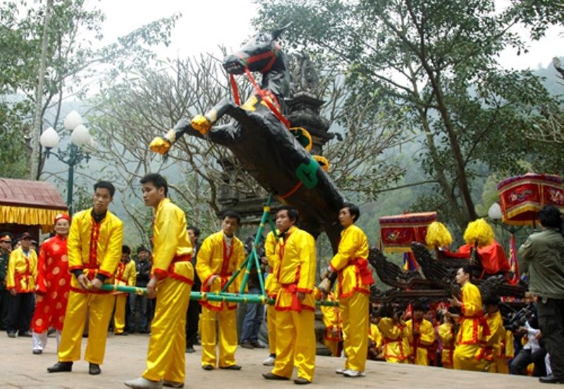 Lễ hội đền Gióng - Sóc Sơn - Hà Nội