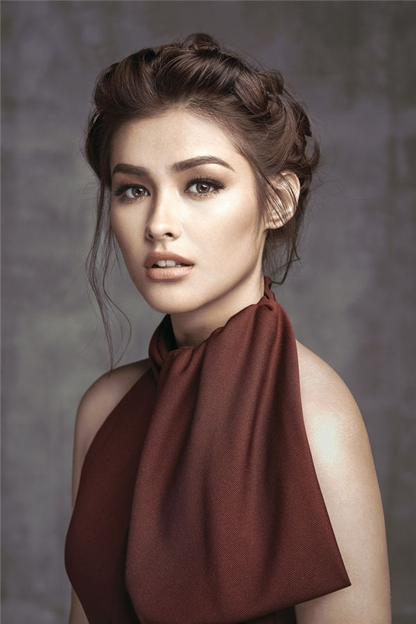 Liza Soberano