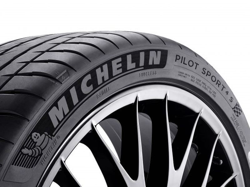 Lốp Michelin