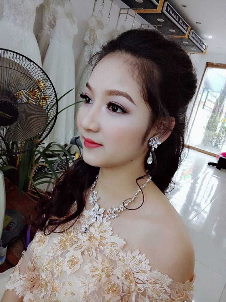 Lý Kim Thuận (Rubi Make Up)
