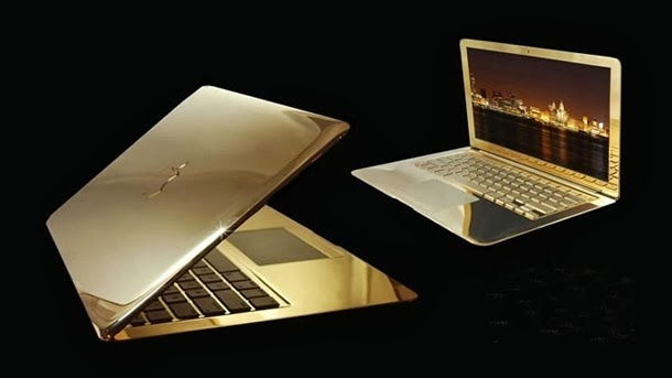 MacBook Pro dát vàng 24K – Giá 30.000 USD (khoảng 650 triệu VNĐ)