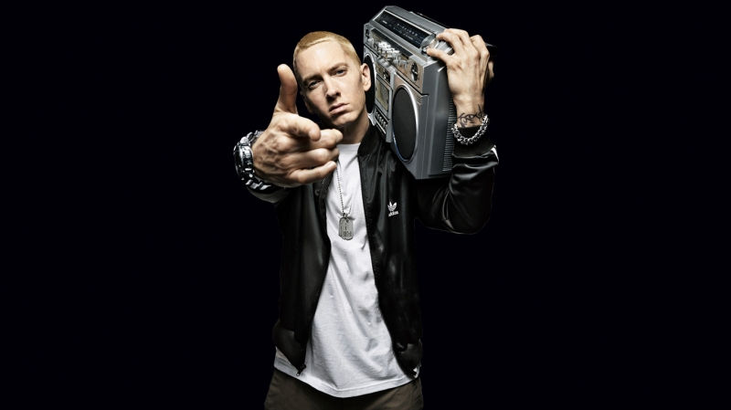 Mật vụ thăm dò lời bài hát của rapper Eminem
