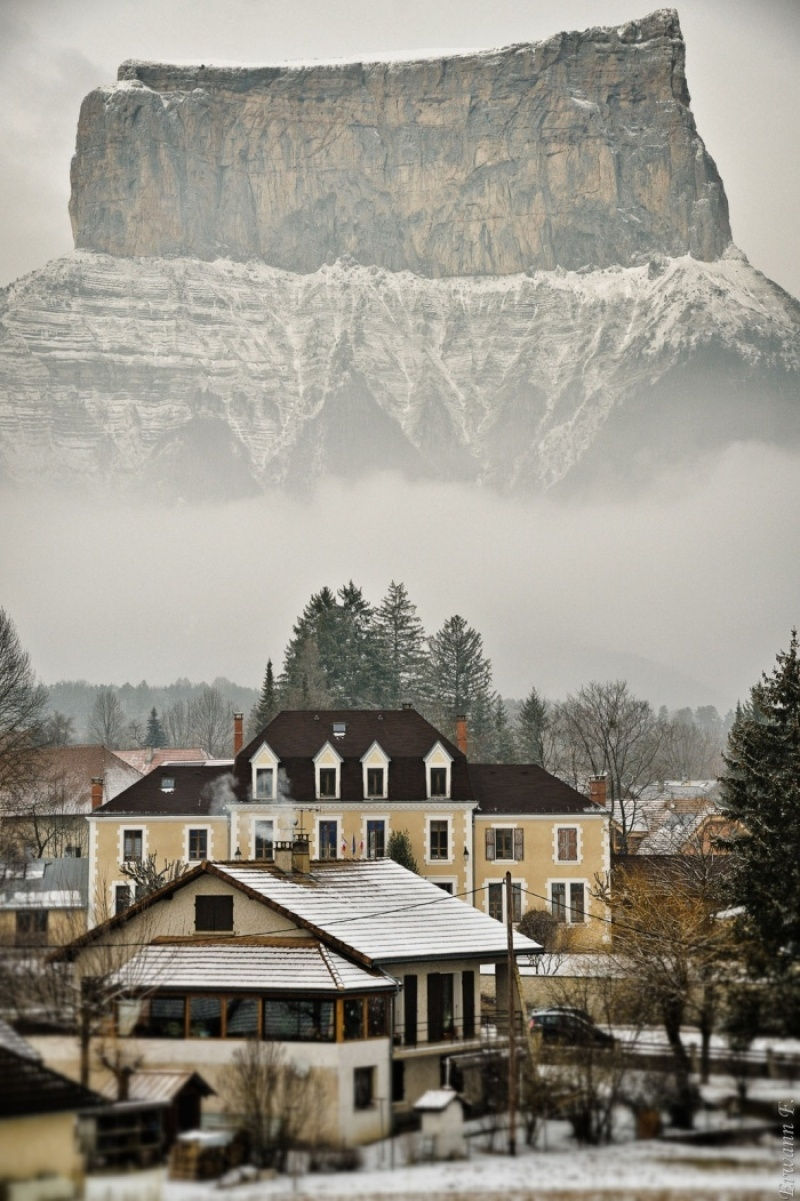 Mont Aiguille, Pháp