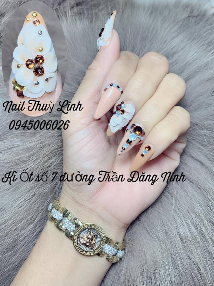 Nail Thuỳ Linh