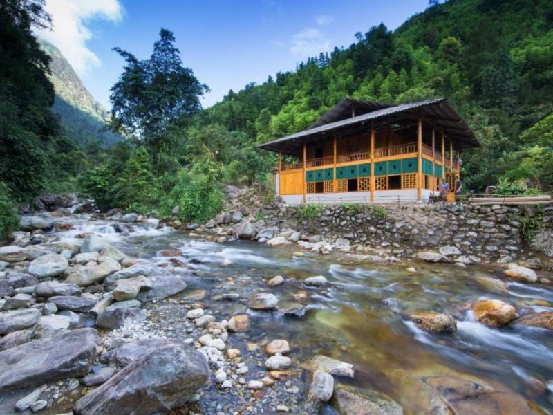 Nam Cang Riverside Lodge