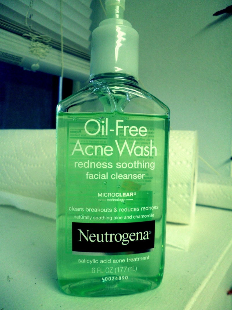 Neutrogena Oil Free Acne Face Wash
