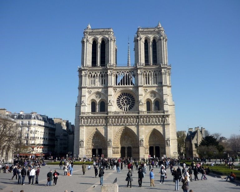 Nhà thờ Đức Bà, Paris, Pháp