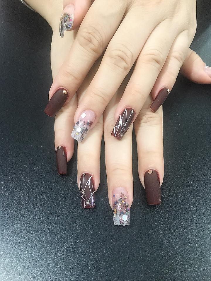 Nhung Nails