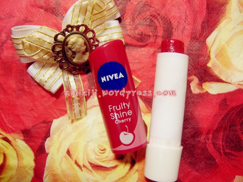 Nivea Fruity Shine