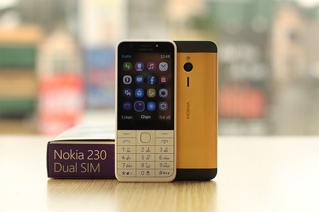 Nokia 230 – Giá: 1.250.000 VND