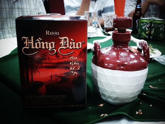 Rượu Hồng Đào (Quảng Nam)