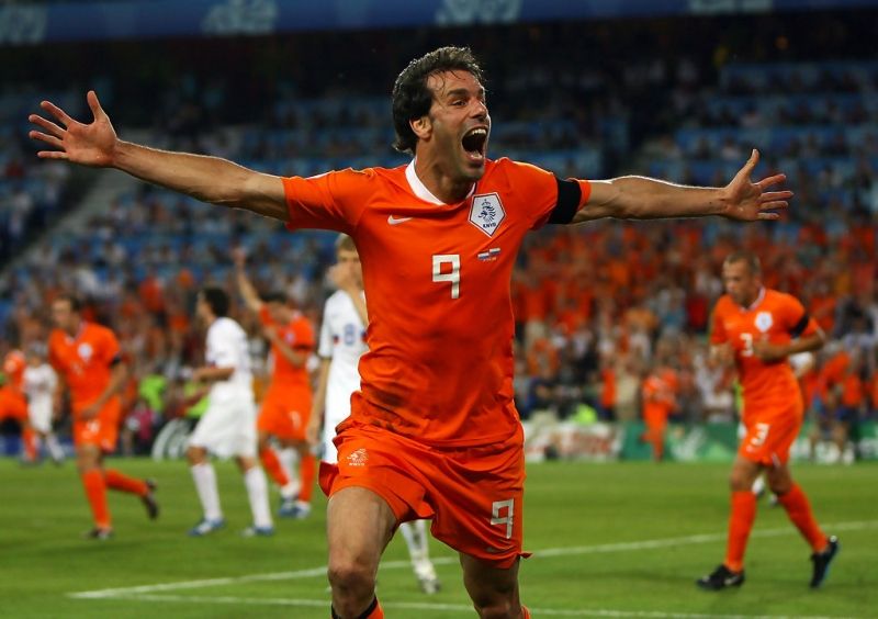 Ruud Van Nistelrooy - 6 bàn