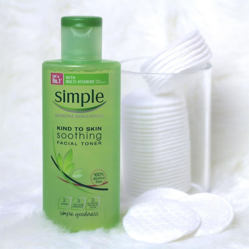 Simple Kind to Skin Smoothing Facial Toner