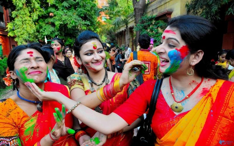 Tháng 3: Lễ hội Holi Festival - Ấn Độ
