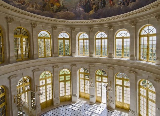 The Chateau Louis XIV, Pháp - 301 triệu USD