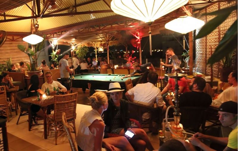 The Rooftop Lounge tại Khách Sạn Hà Vân