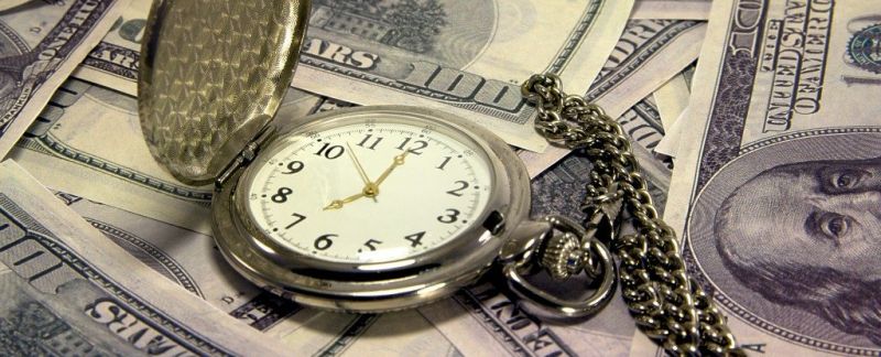 Thời gian quan trọng hơn tiền – Tiền quan trọng hơn thời gian