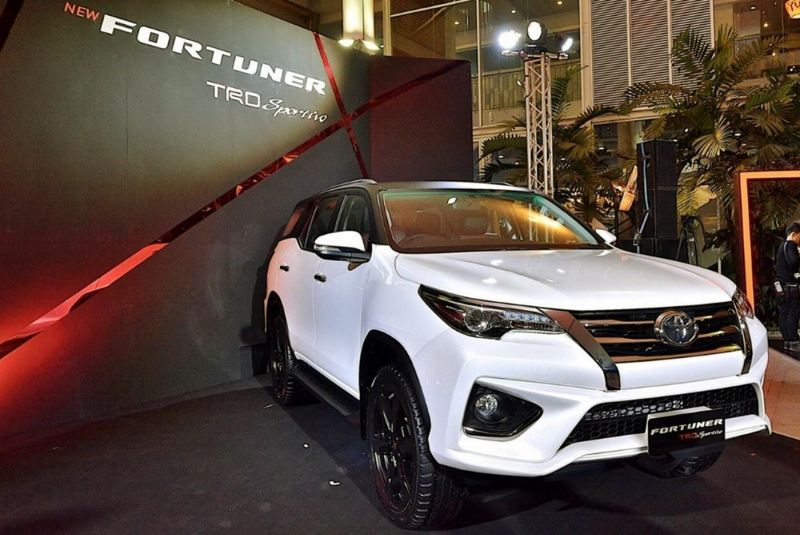 Toyota Fortuner – 1346 xe