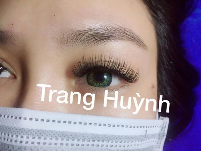 Trang Huynh Nối Mi