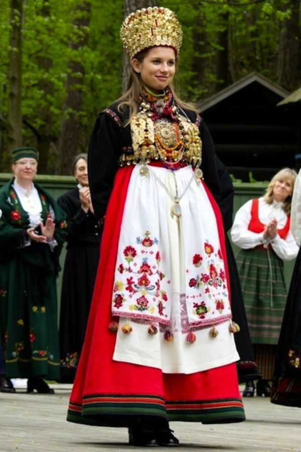 Trang phục cưới của Na Uy