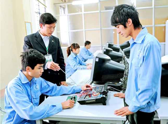 Trung tâm dạy nghề điện dân dụng Thanh Xuân