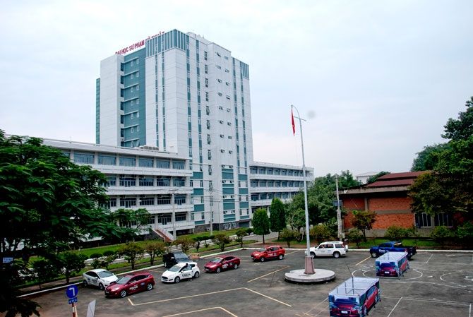 Trung tâm dịch vụ sinh viên trường Đại học Sư Phạm Kỹ Thuật TP. Hồ Chí Minh