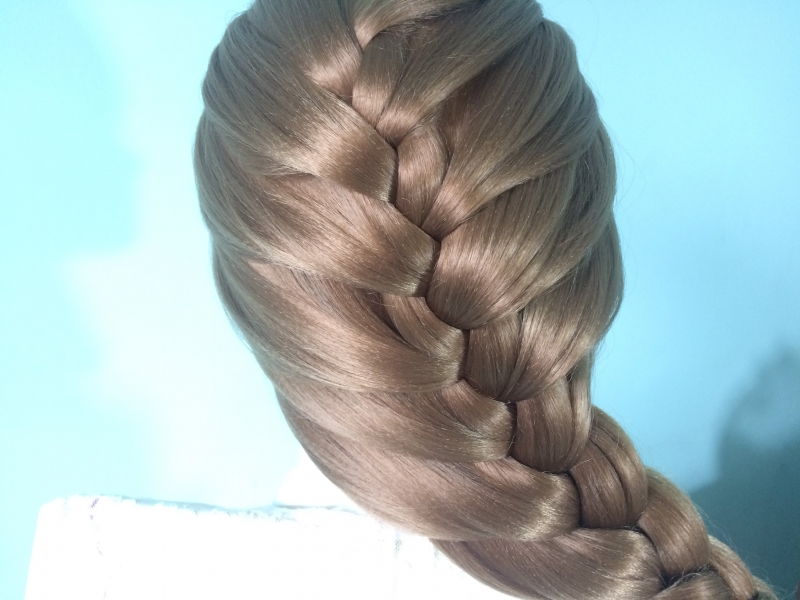 Tết tóc đuôi sam Tết tóc đuôi sam