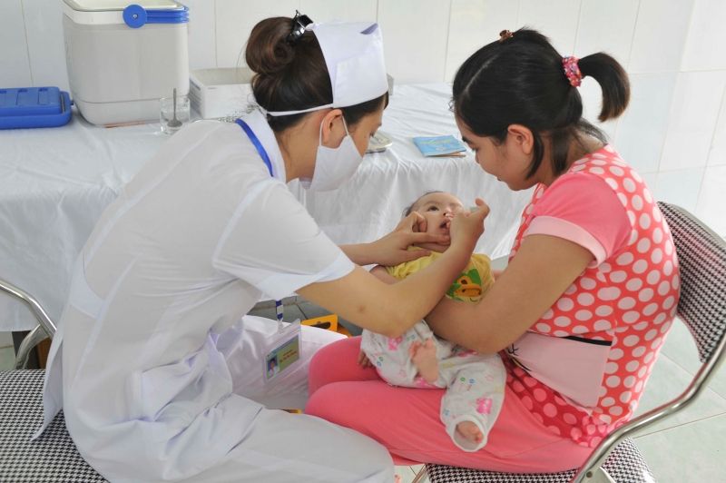 Vacxin phòng tránh bại liệt (IPV)
