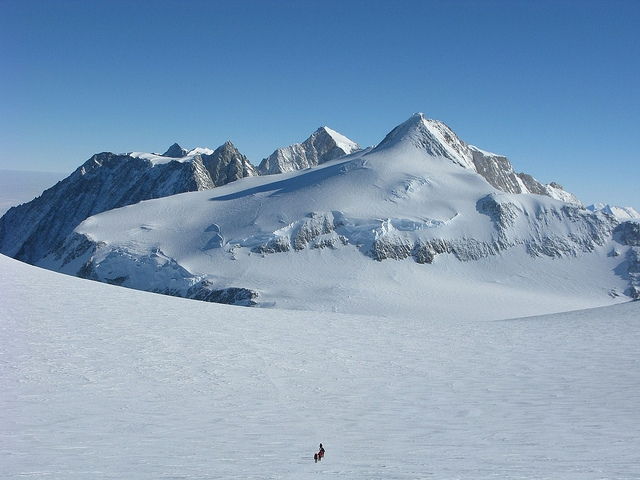 Vinson Massif - Châu Nam Cực