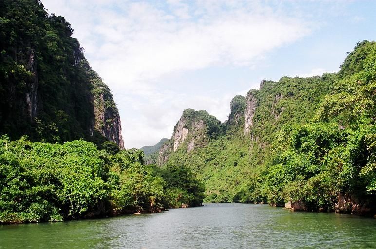 Vườn quốc gia Phong Nha – Kẻ Bàng (Quảng Bình)