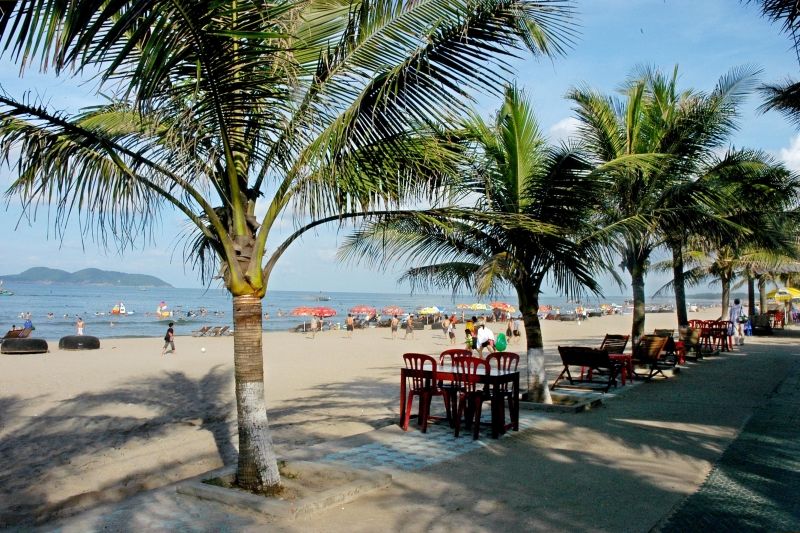 Bãi biển Cửa Lò (Nghệ An)