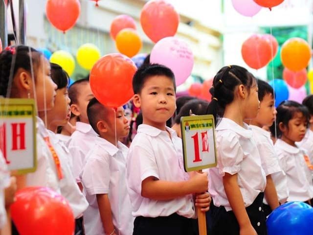 Bài thơ: Bài học đầu đời - Phan Thu Hà