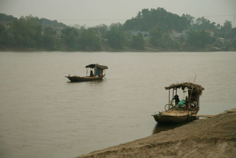 Bài thơ: TỰ HÁT