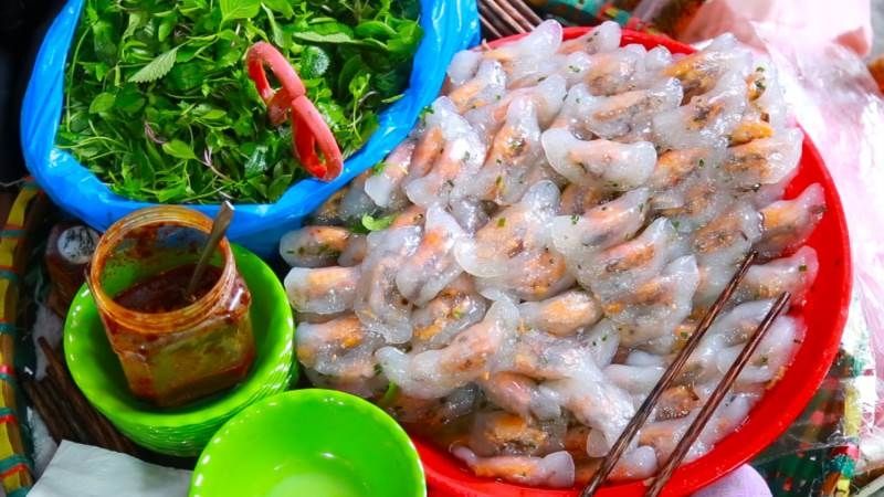 Bánh bột lọc - Hồng Mai