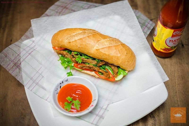 Bánh mì chả cá Thanh Loan