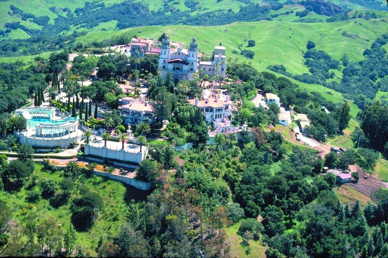 Biệt thự đắt tiền William Randolph Hearst’s Mansion Biệt thự đắt tiền William Randolph Hearst’s Mansion