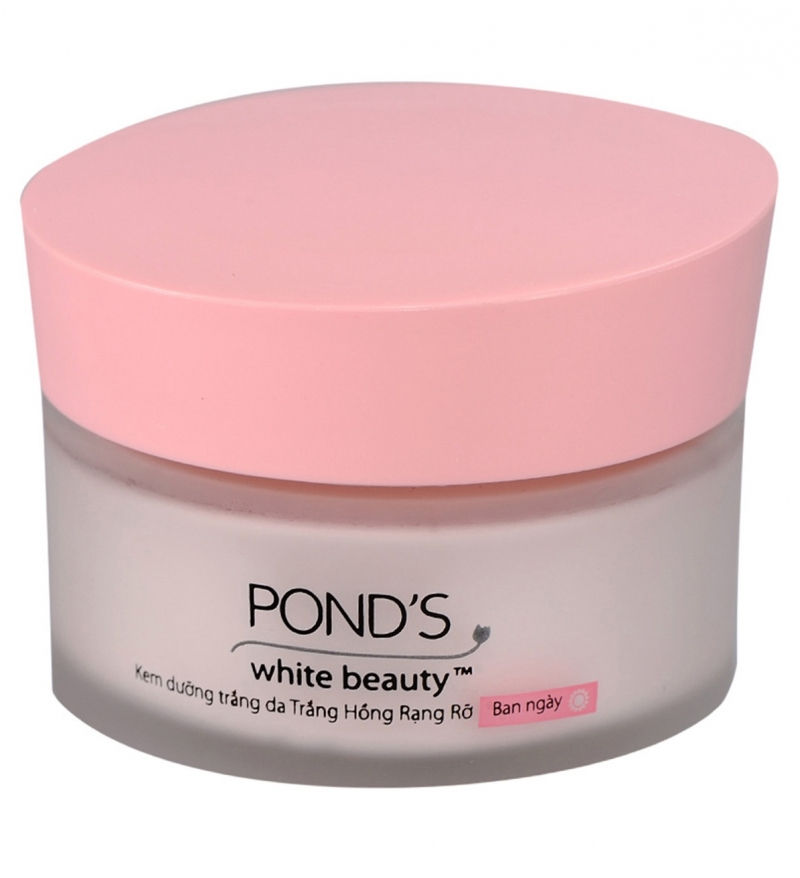 Bôi càng nhiều kem dưỡng trắng càng tốt Bôi càng nhiều kem dưỡng trắng càng tốt