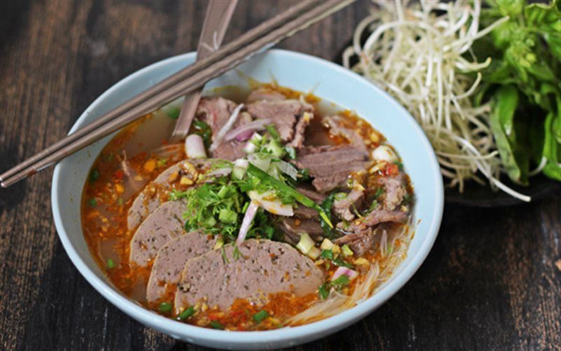 Bún bò Huế Xưa