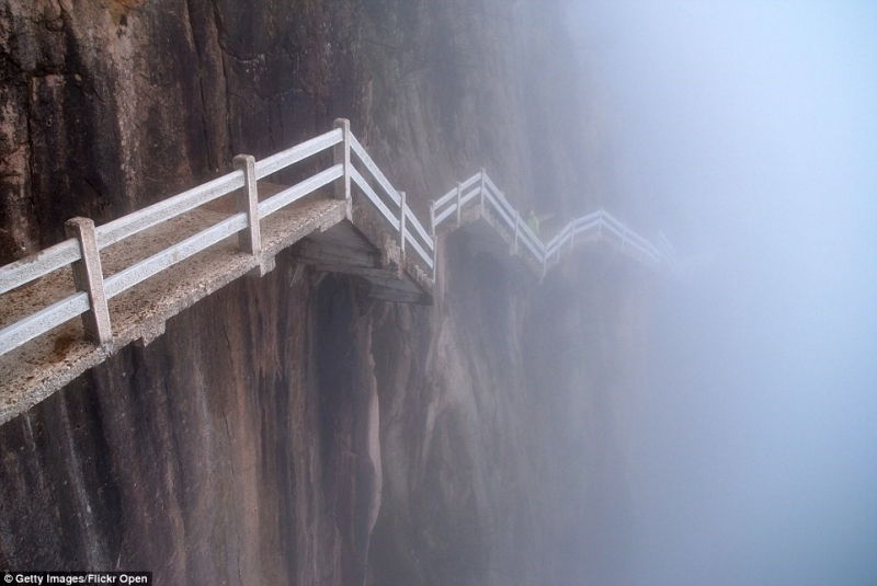 Cầu Hoa Sơn ở Trung Quốc
