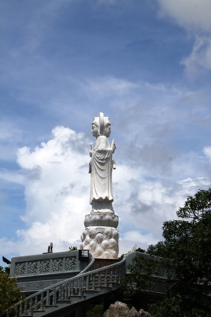 Chùa Cái Bầu