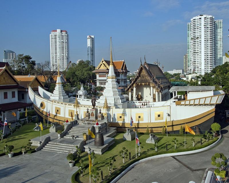 Chùa Wat Yan Nawa