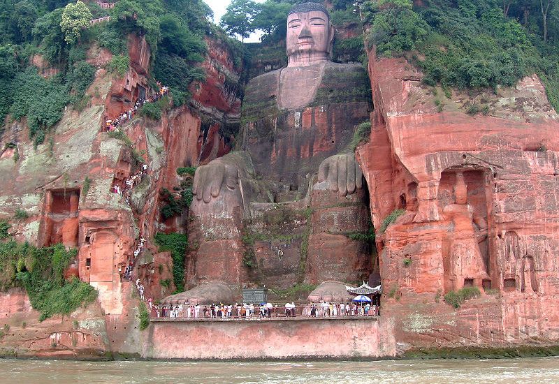 Đại tượng Phật Lạc Sơn – Trung Quốc