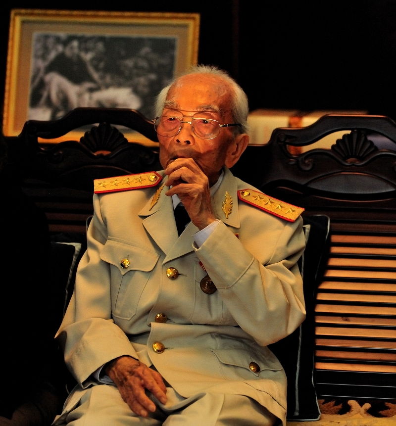 Đại tướng Võ Nguyên Giáp ( 1911 -2013)