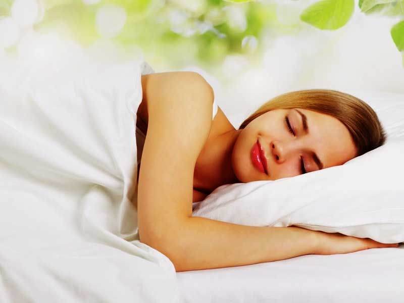 Đèn đá muối mang lại giấc ngủ ngon và giúp tinh thần bạn thoải mái hơn